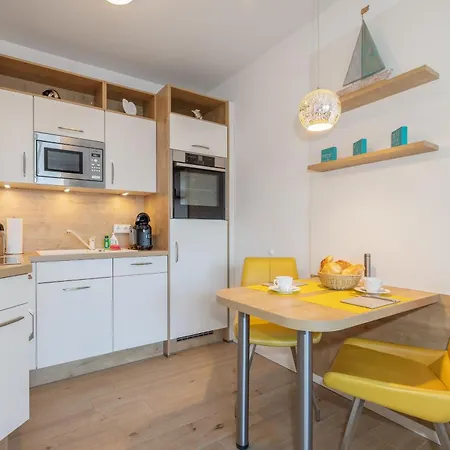 Strandlaeufer Whg 36 Meerjungfrau Mit Balkon Apartment