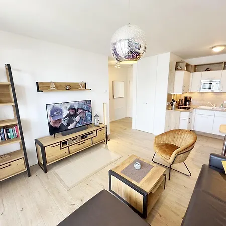 Strandlaeufer Whg 36 Meerjungfrau Mit Balkon * Baabe