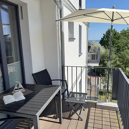 Strandlaeufer Whg 36 Meerjungfrau Mit Balkon Baabe